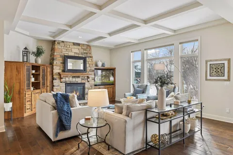 $1,350,000 | 17747 64th Avenue North, Maple Grove, MN 55311