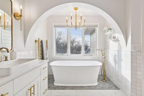 $1,350,000 | 17747 64th Avenue North, Maple Grove, MN 55311