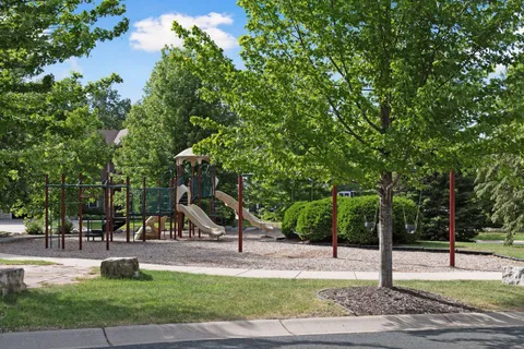 $1,350,000 | 17747 64th Avenue North, Maple Grove, MN 55311