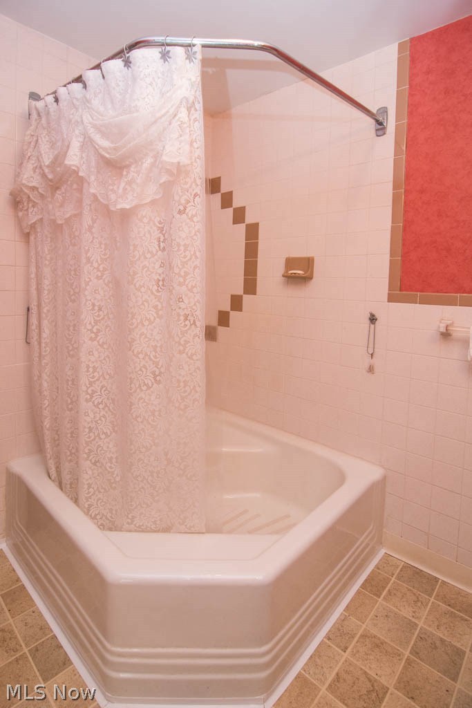 1634 Bellus Road Hinckley, OH 44233 - Photo 22 of 31 Gallery Image 22