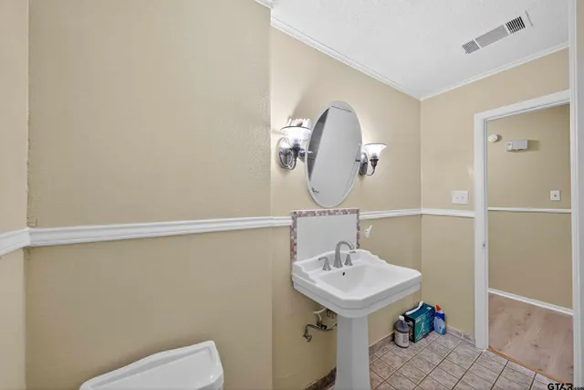 $249,900 | 1620 Woodland Drive, Canton, TX 75103