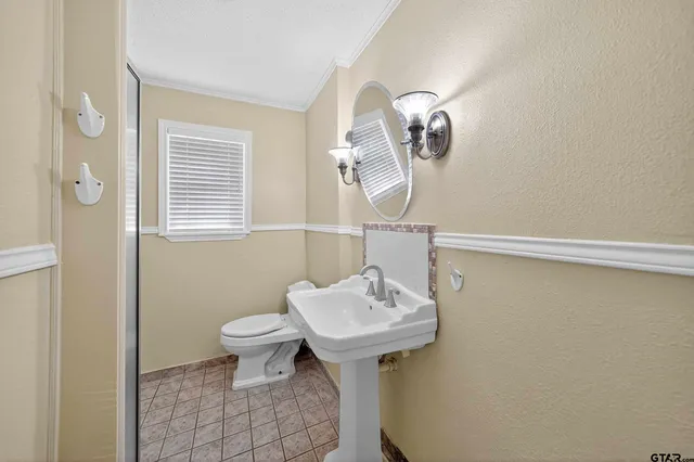 $249,900 | 1620 Woodland Drive, Canton, TX 75103