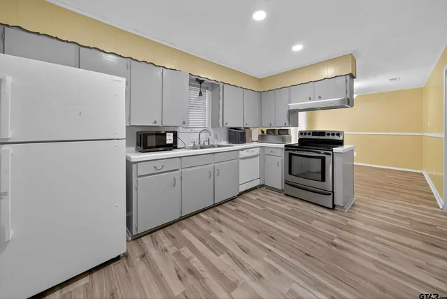 $249,900 | 1620 Woodland Drive, Canton, TX 75103