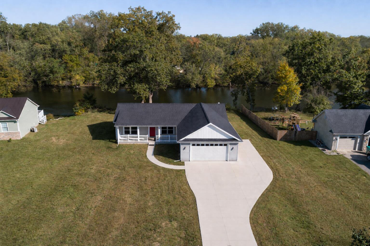135 Jeremy Street Constantine, MI 49042 - Photo 2 of 70 2