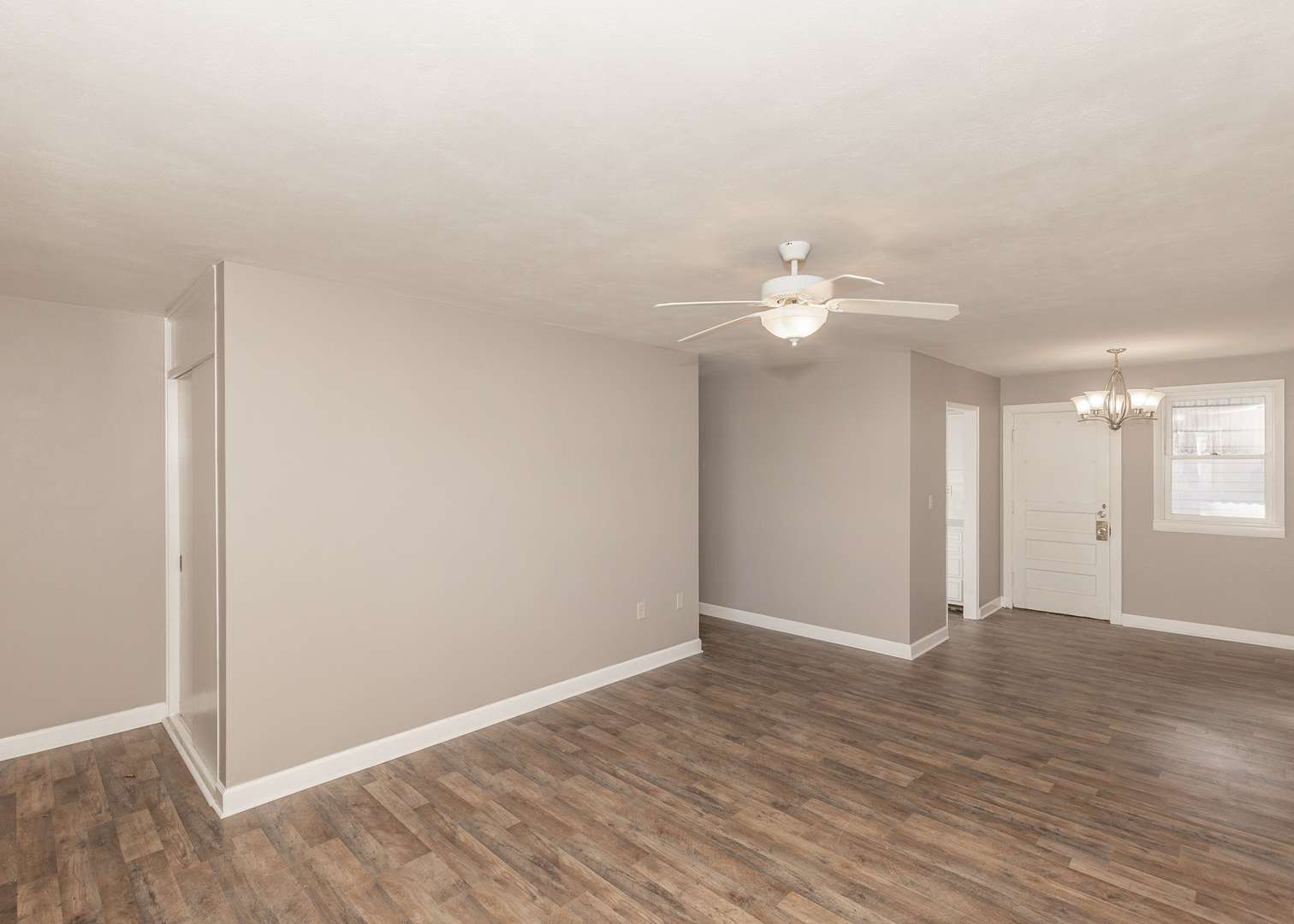 3810 11th Avenue Moline, IL 61265 - Photo 7 of 20