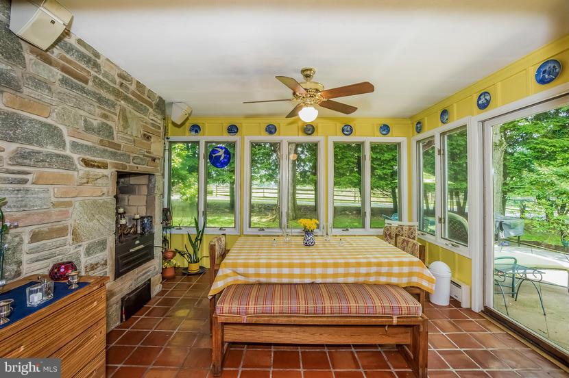 15820 Carroll Road Monkton, MD 21111 - Photo 10 of 30 Interior (General)