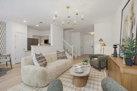 $385,000 | 1360 Crown Point Place, Nashville, TN 37211