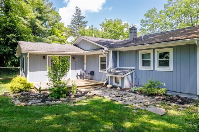 $389,000 | 4 Elizabeth Street, Naples, NY 14512