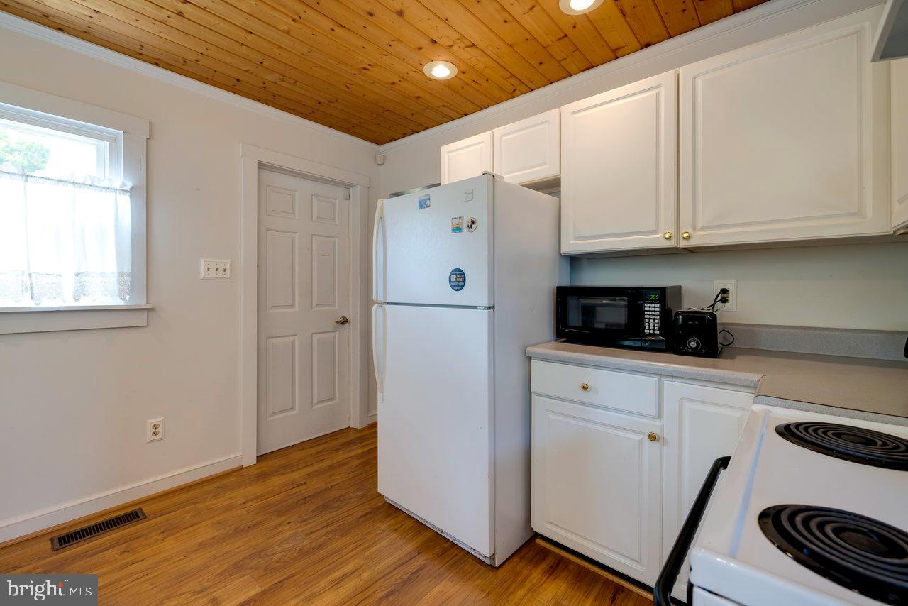 1693 Kelly Road Mount Jackson, VA 22842 - Photo 4 of 39