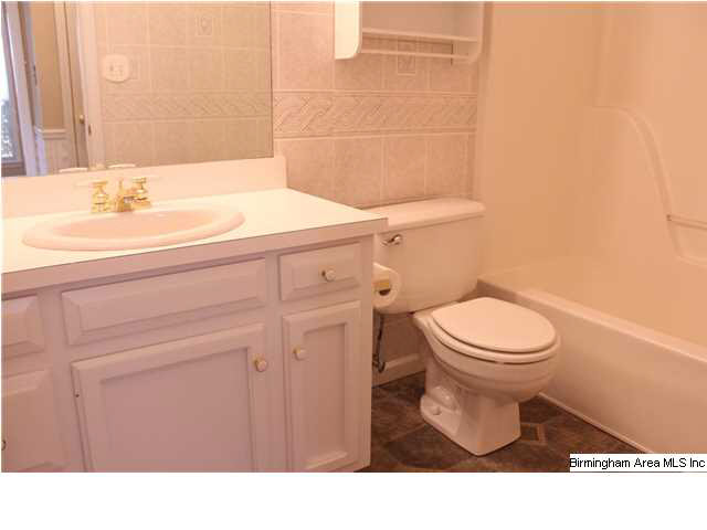 176 Greenfield Lane Alabaster, AL 35007 - Photo 12 of 28