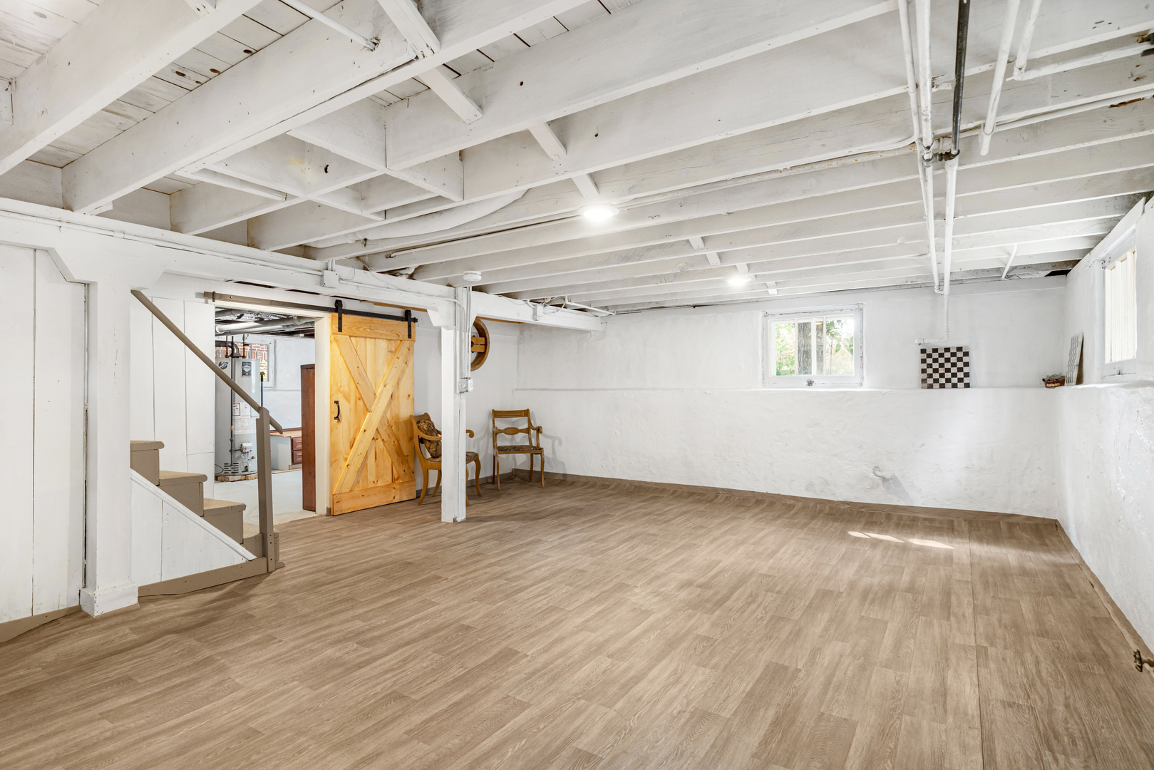 294 Maplewood Road Riverside, IL 60546 - Photo 23 of 31 a view of an empty room