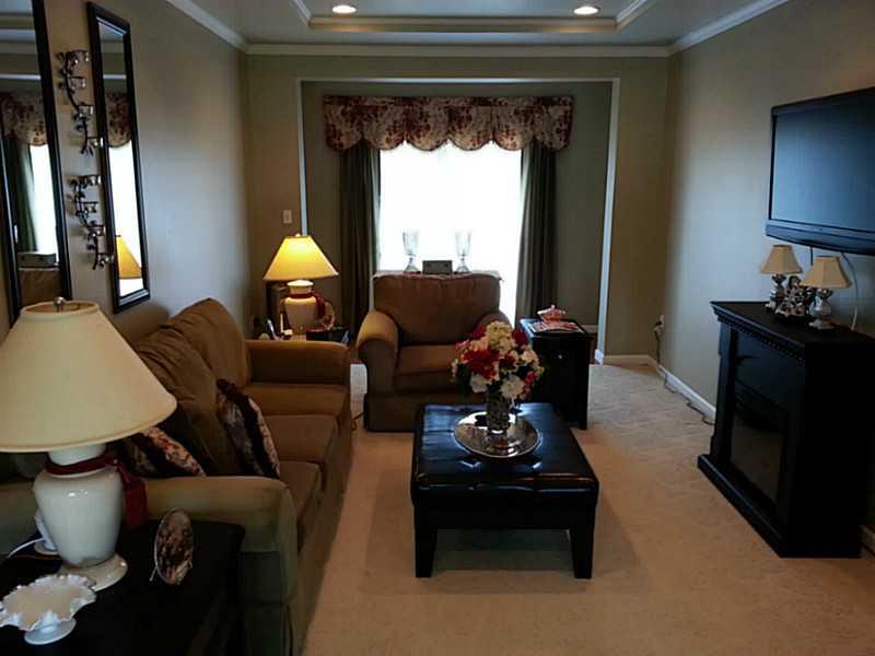 1306 West Park Road Slippery Rock, PA 16057 - Photo 6 of 25 Living Room. seperate living room for entertaining.