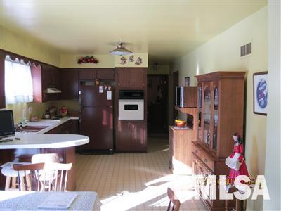 1234 Devils Glen Road Bettendorf, IA 52722 - Photo 11 of 16