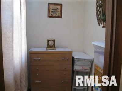 1234 Devils Glen Road Bettendorf, IA 52722 - Photo 6 of 16