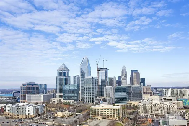 $379,999 | 10213 Florentine Way, Charlotte, NC 28214