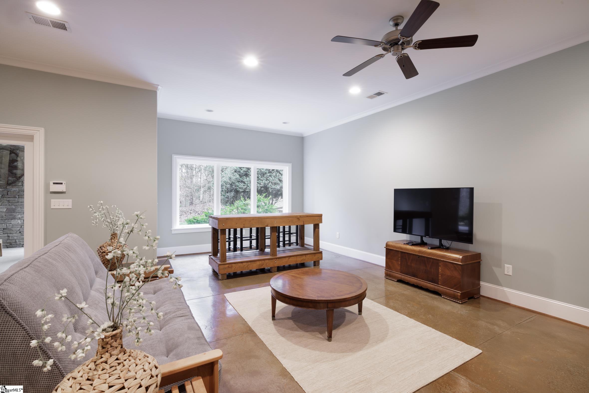210 Thompson Road Greer, SC 29651 - Photo 22 of 50 Gallery Image 22