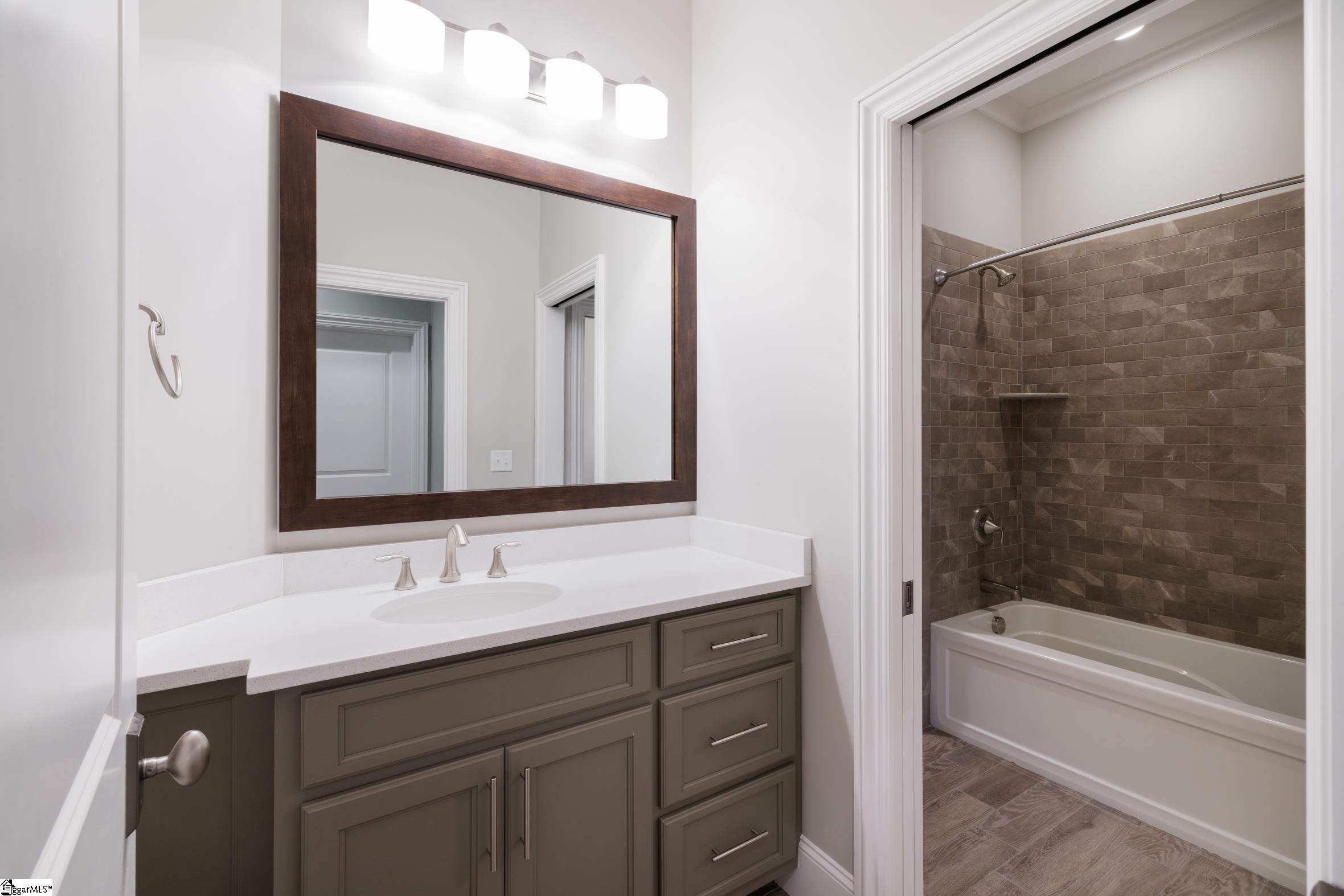210 Thompson Road Greer, SC 29651 - Photo 27 of 50 Gallery Image 27