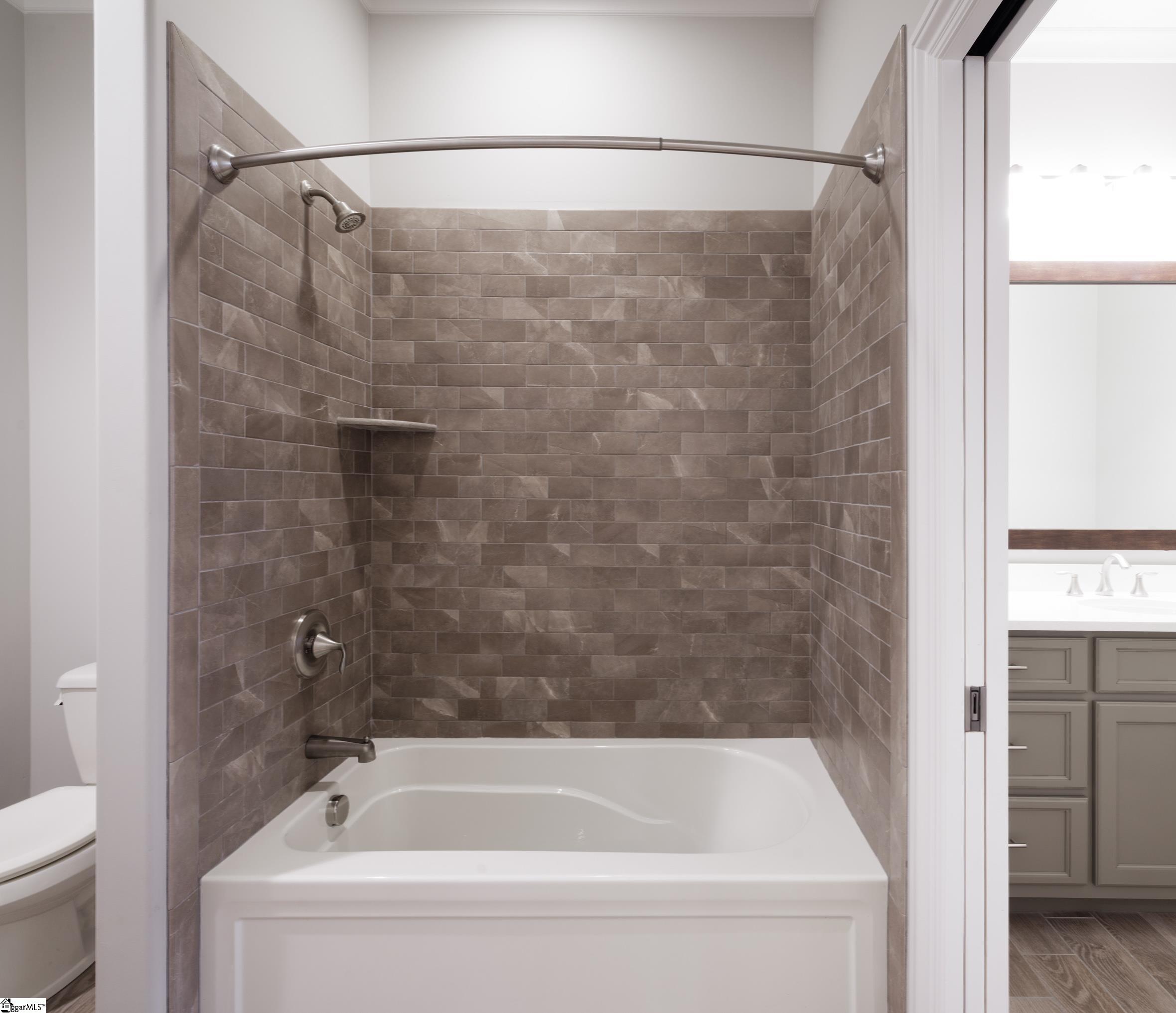 210 Thompson Road Greer, SC 29651 - Photo 28 of 50 Gallery Image 28