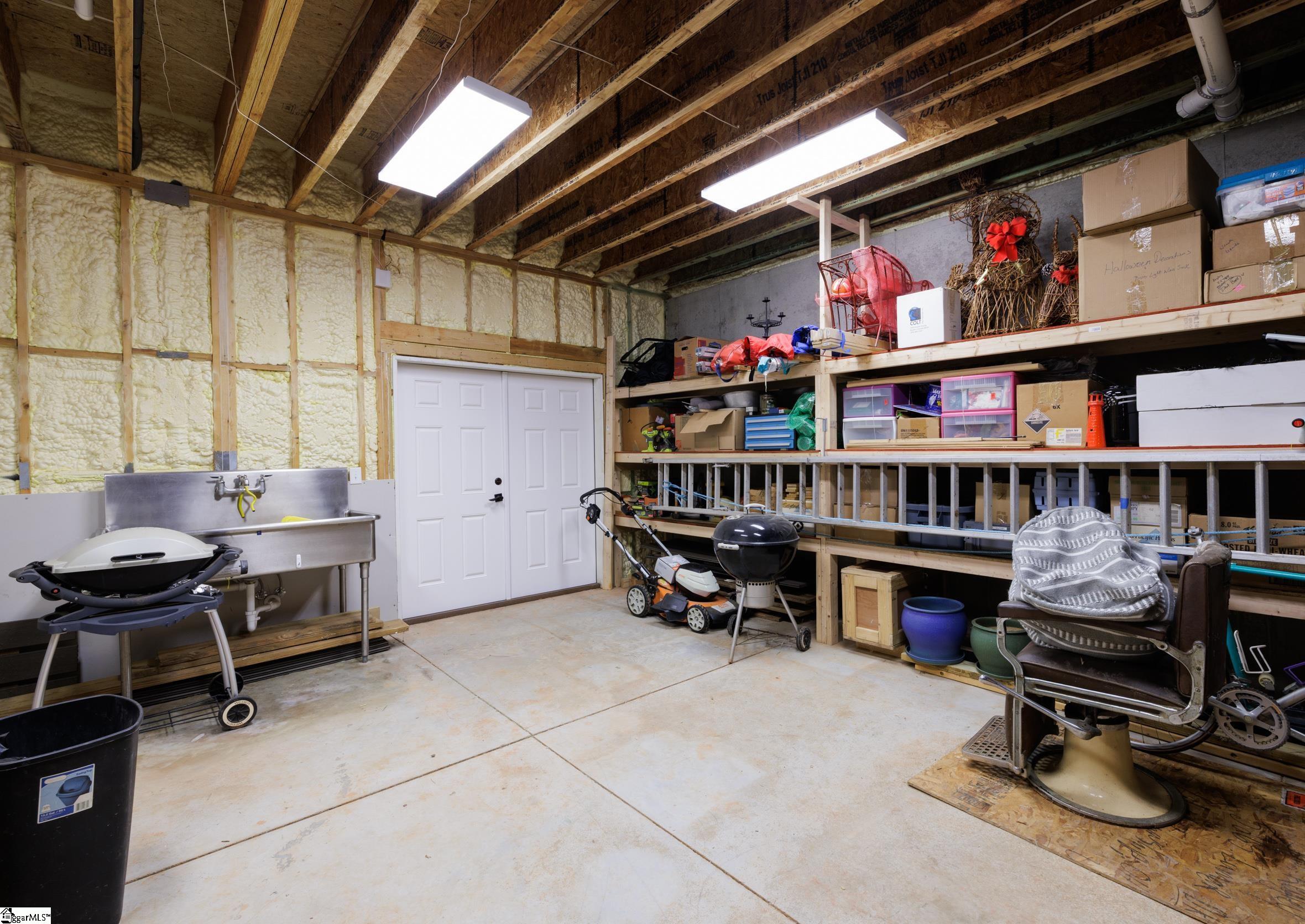 210 Thompson Road Greer, SC 29651 - Photo 29 of 50 Gallery Image 29