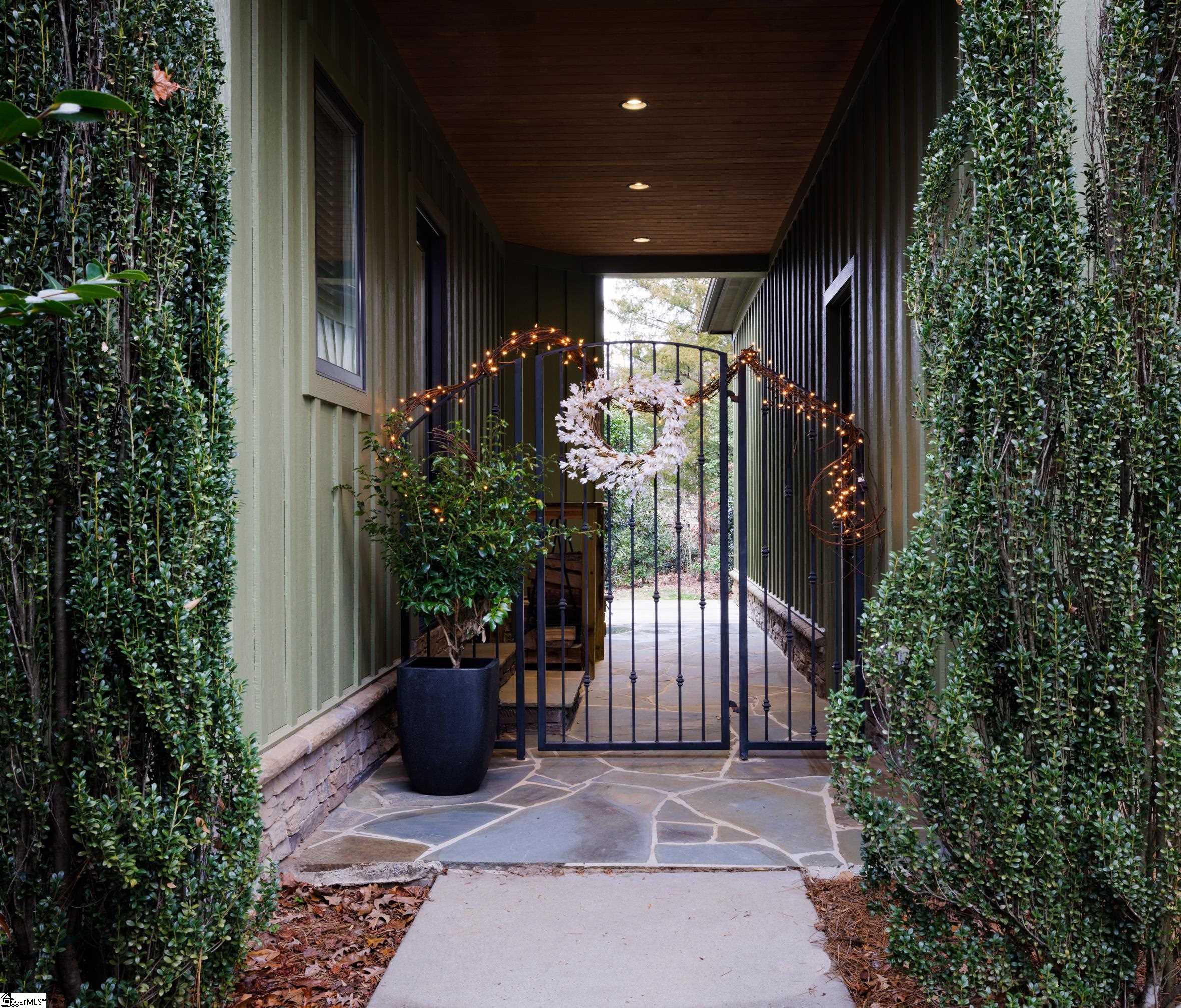 210 Thompson Road Greer, SC 29651 - Photo 9 of 50 Gallery Image 9