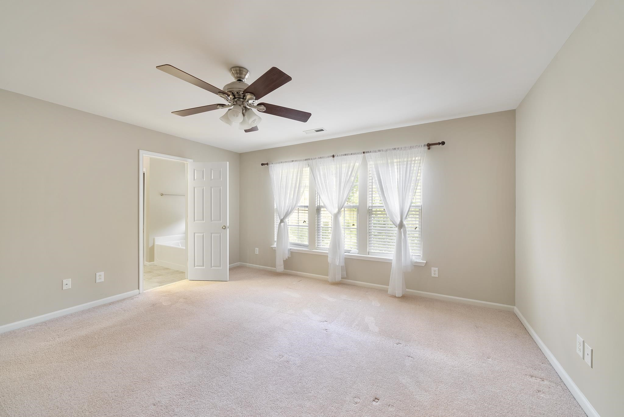 7432 Silver View Lane Raleigh, NC 27613 - Photo 14 of 29 Photo 14