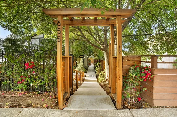 $4,500 | 655 West Ontario Avenue, Corona, CA 92882
