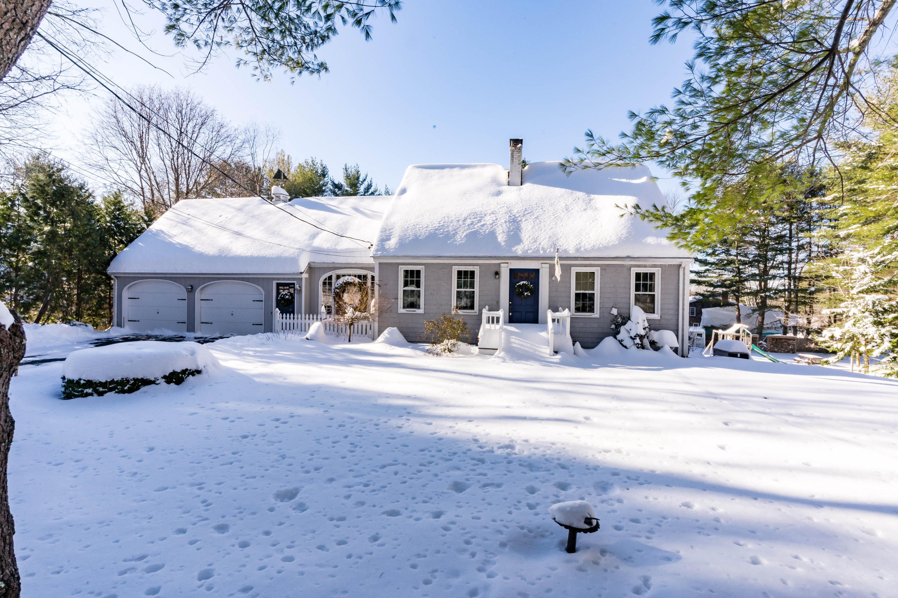 174 Foreside Road Cumberland, ME 04110 - Photo 1 of 47 174 Foreside Road_Exterior