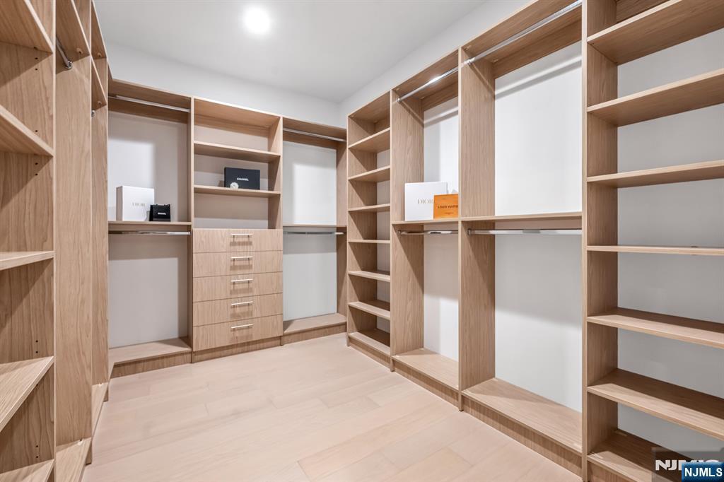 23 Fey Place Oradell, NJ 07649 - Photo 18 of 36