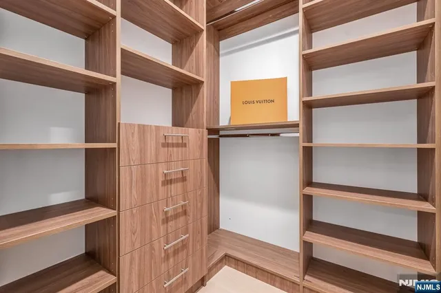 $1,249,000 | 23 Fey Place, Oradell, NJ 07649