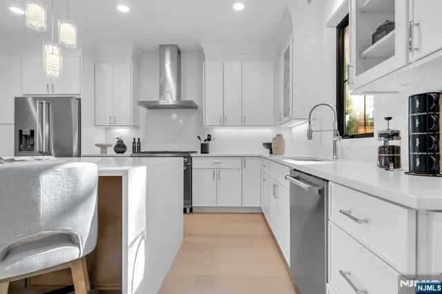 $1,249,000 | 23 Fey Place, Oradell, NJ 07649