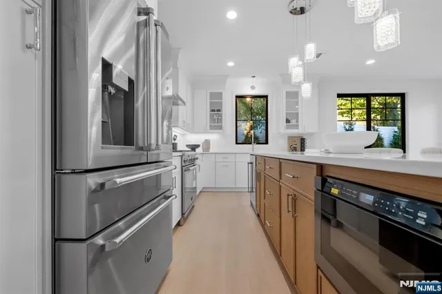 $1,249,000 | 23 Fey Place, Oradell, NJ 07649