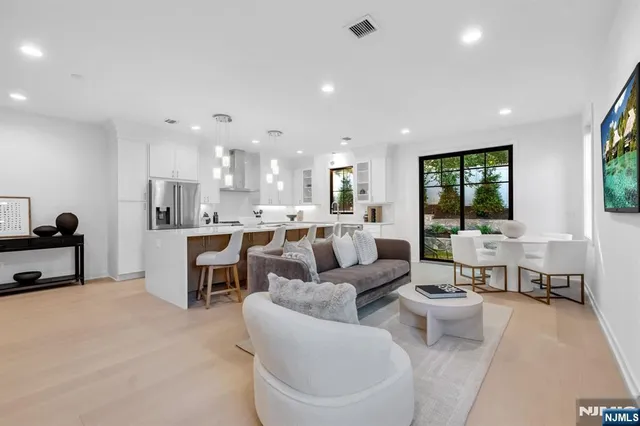 $1,249,000 | 23 Fey Place, Oradell, NJ 07649