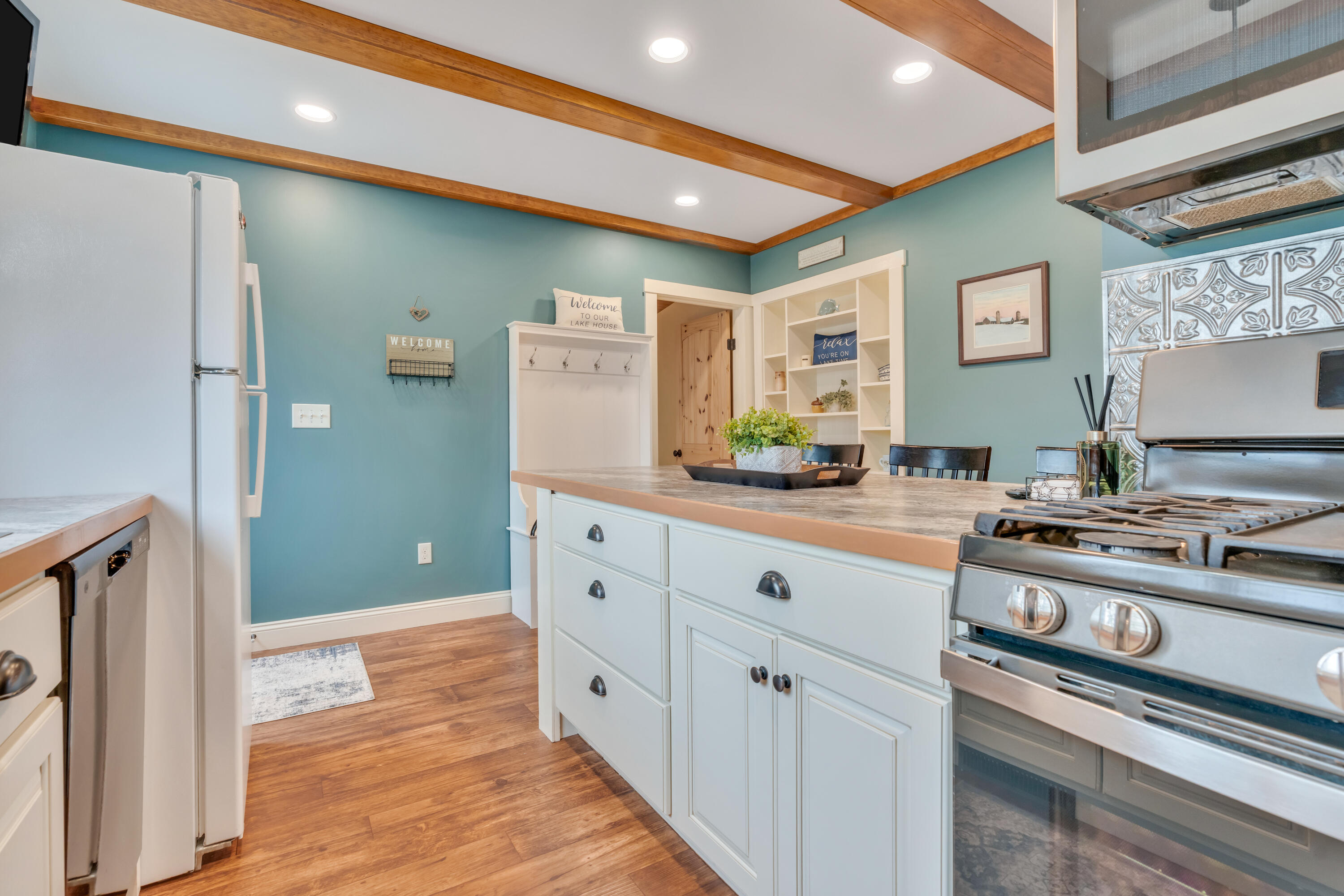 3 Meadow Lane Standish, ME 04084 - Photo 13 of 50