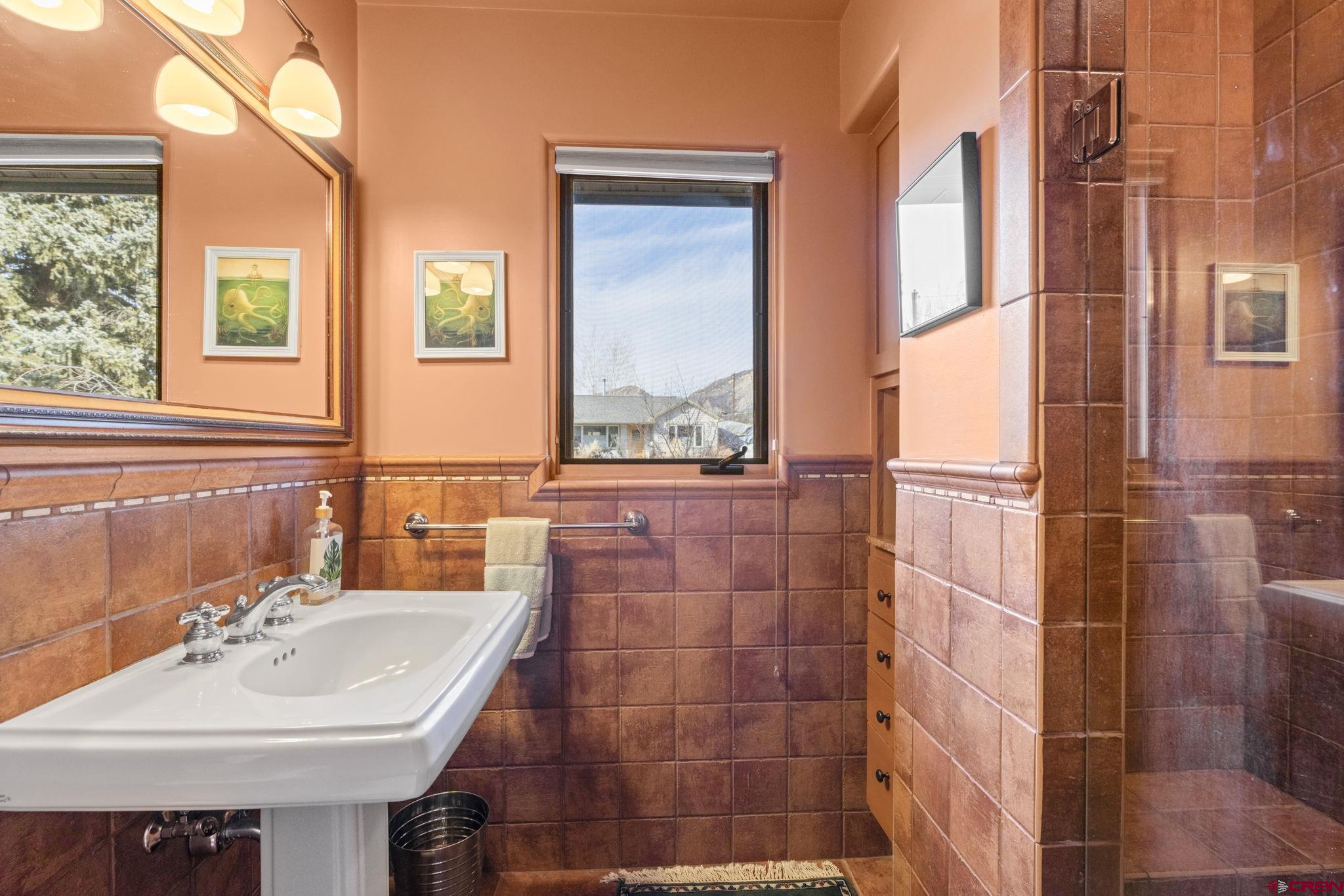 18 Animas Place Durango, CO 81301 - Photo 23 of 44 Guest bath next to bedrooms 2 & 3