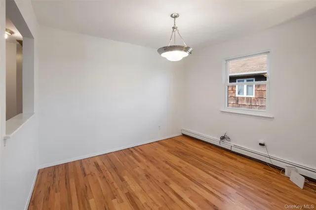 $1,120,000 | 34 Vandewater Avenue, Floral Park, NY 11001