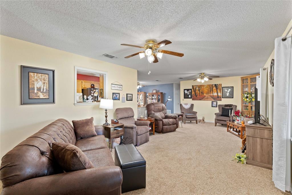 1408 North Lane Street Comanche, TX 76442 - Photo 11 of 34