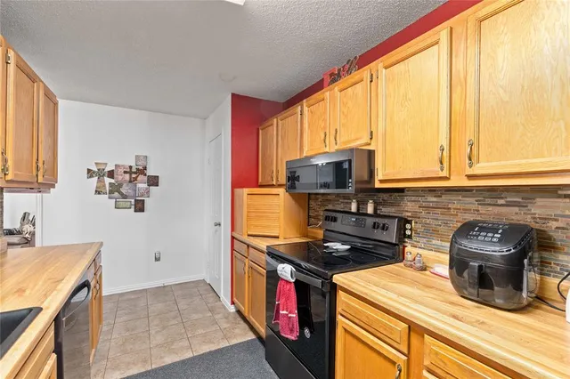 $274,999 | 1408 North Lane Street, Comanche, TX 76442