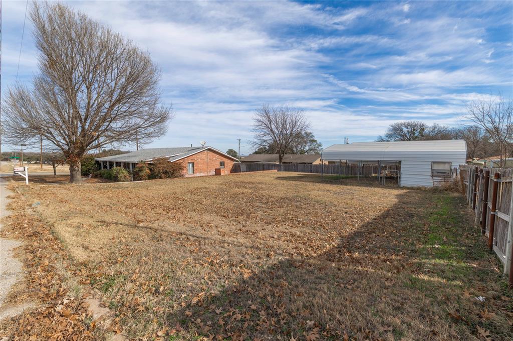 1408 North Lane Street Comanche, TX 76442 - Photo 26 of 34