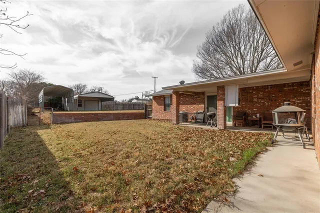 $274,999 | 1408 North Lane Street, Comanche, TX 76442