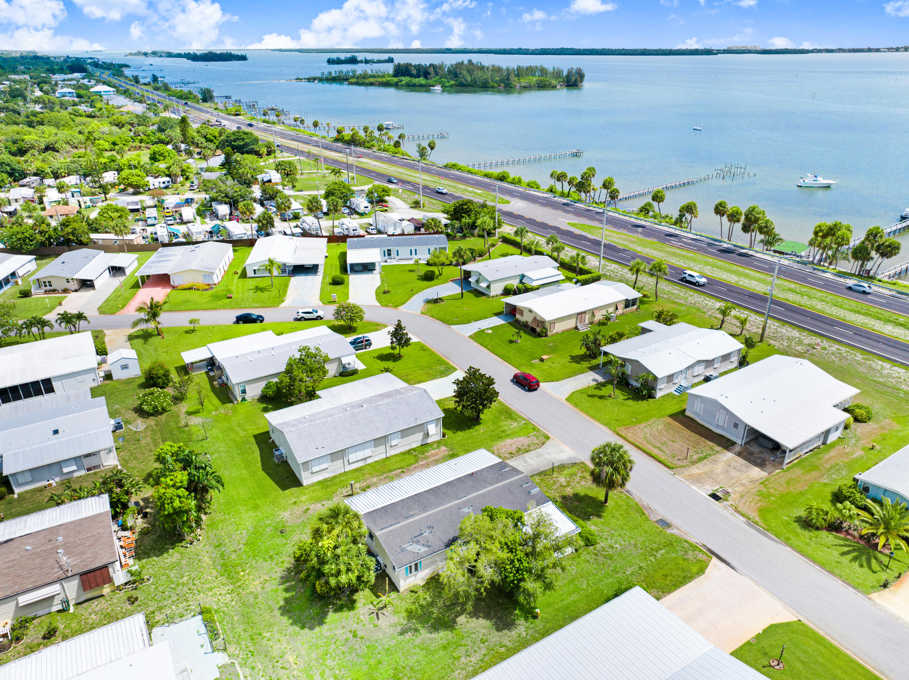 7500 Agawam Road Sebastian, FL 32976 - Photo 41 of 56 Aerial Facing River