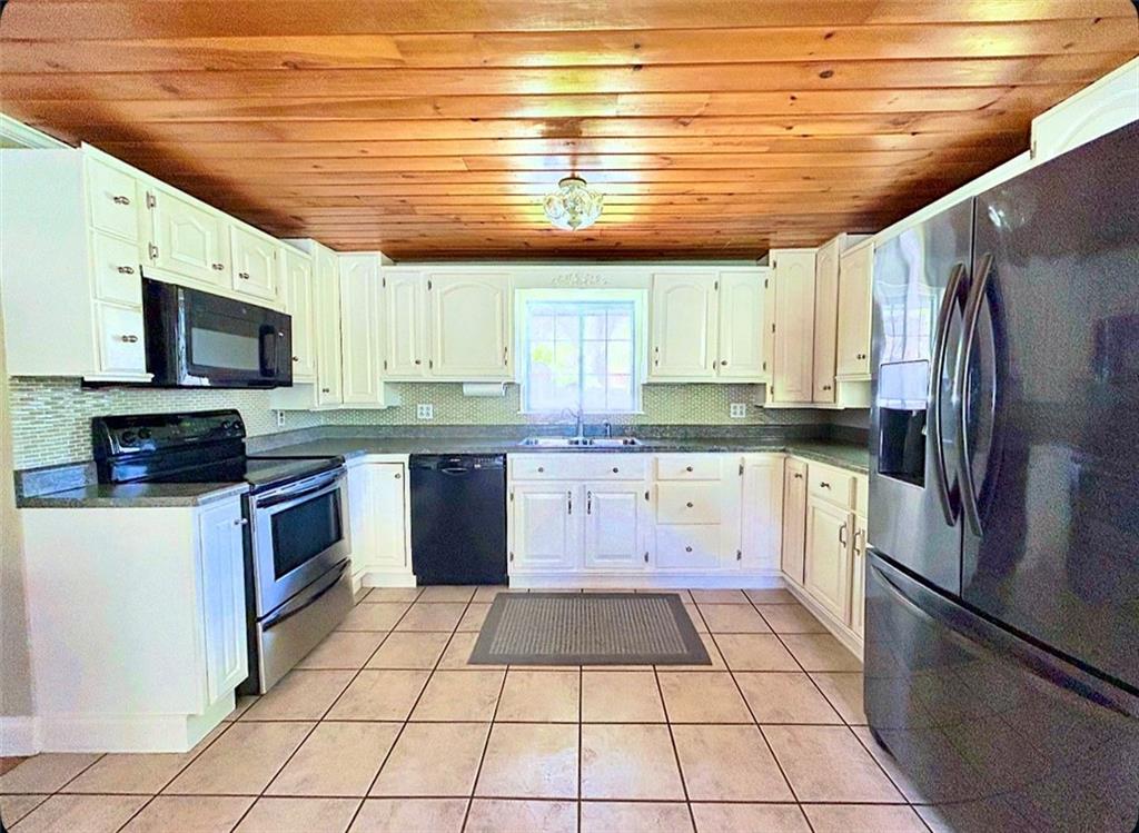 310 Three Degree Road Renfrew, PA 16053 - Photo 8 of 49