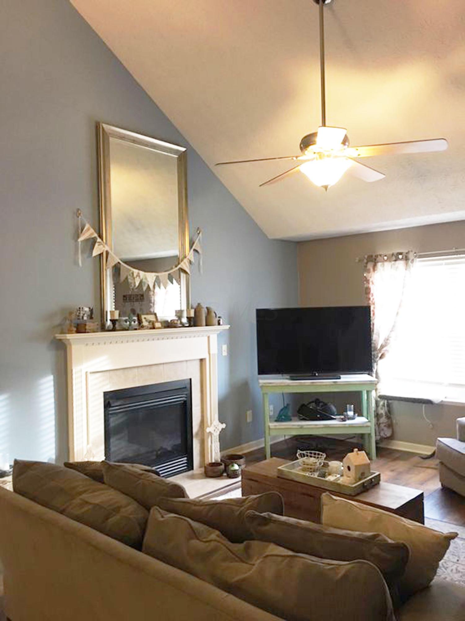 2930 Splitrock Road Columbus, OH 43221 - Photo 6 of 24 Gallery Image 6