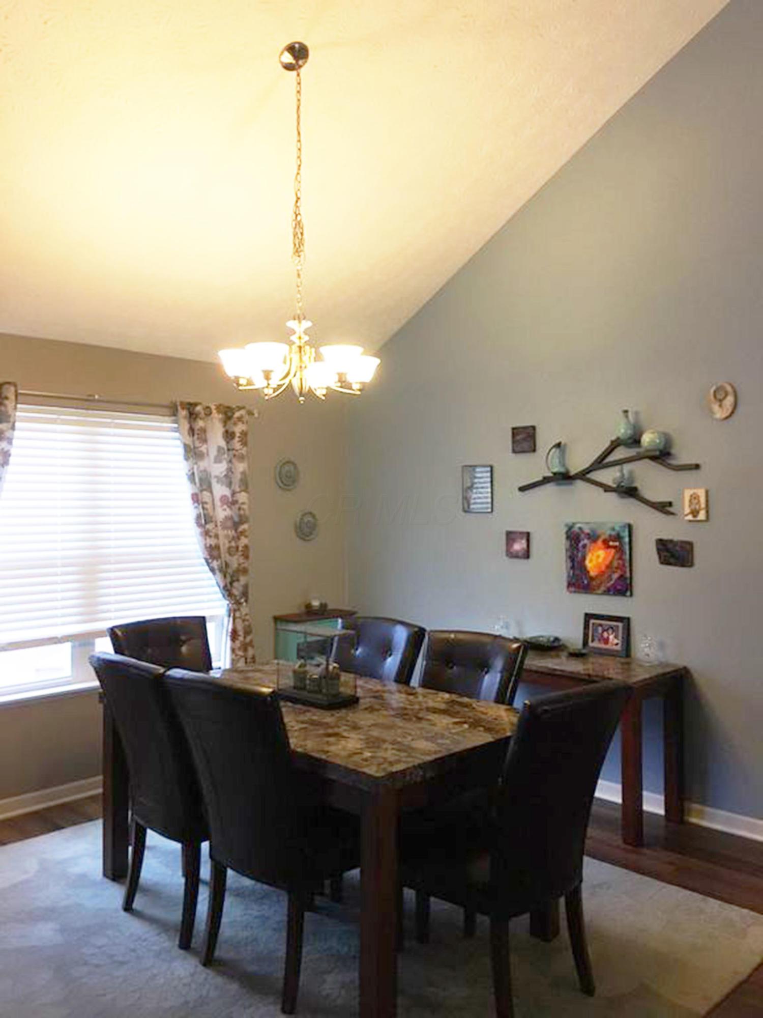 2930 Splitrock Road Columbus, OH 43221 - Photo 7 of 24 Gallery Image 7