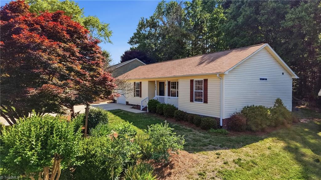3604 Akers Court High Point, NC 27263 - Photo 29 of 32