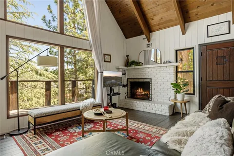 $589,000 | 1361 St Anton Drive, Lake Arrowhead, CA 92352