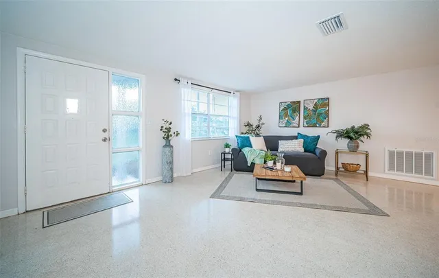 $235,000 | 12904 College Hill Drive, Hudson, FL 34667