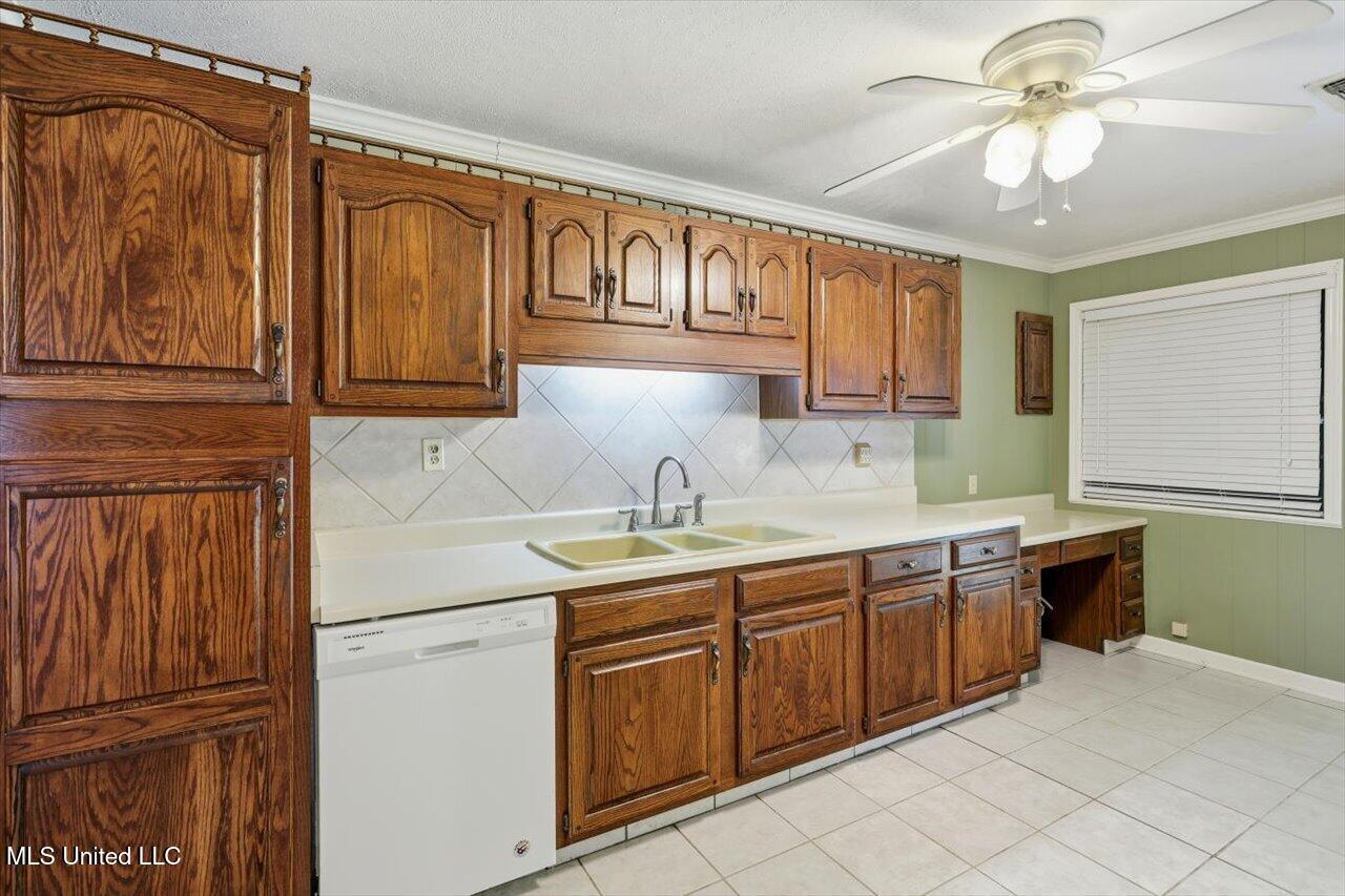 921 South Pearson Road Pearl, MS 39208 - Photo 17 of 85 016-921 S Pearson Rd _ Home Tours MS