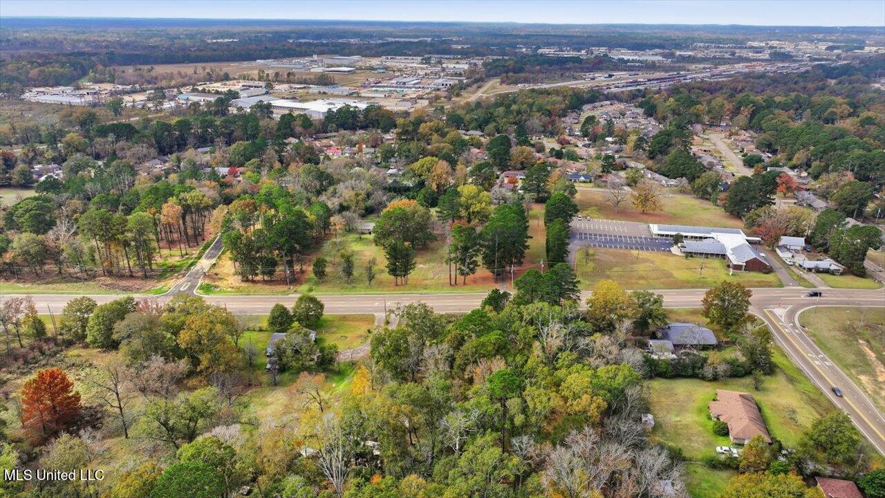 921 South Pearson Road Pearl, MS 39208 - Photo 53 of 85 069-921 S Pearson Rd _ Home Tours MS