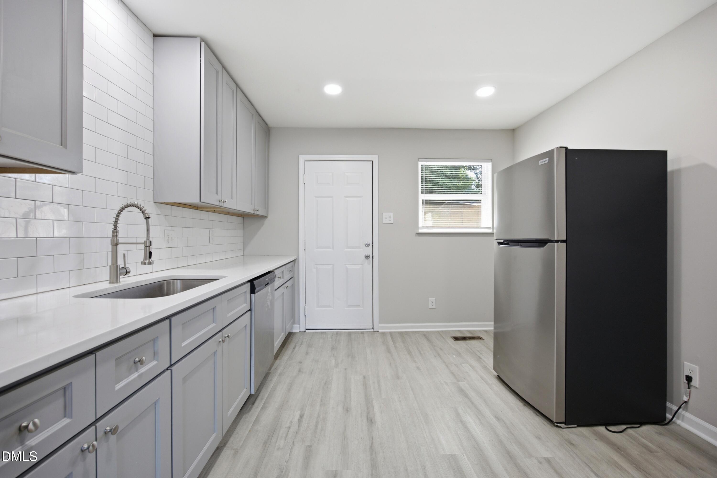 1007 Grant Street Durham, NC 27701 - Photo 15 of 45