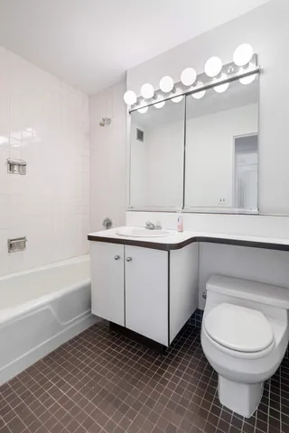 $1,595,000 | 50 East 89th Street, Unit 20E | Upper East Side